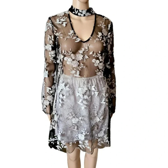 WAYF Black Sheer Embroidered Lace Sheath Dress Without lining slip size M - Picture 1 of 6